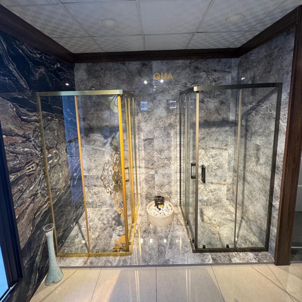 Ayvalık Altınova Duşakabin Modelleri