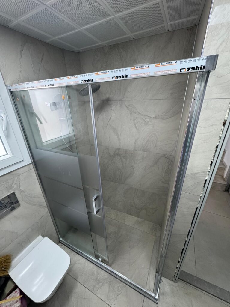 Ayvalık Duşakabin Montajları